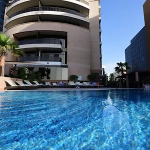 https://majestic-hotel-tower.dubaihotelsoffers.com
